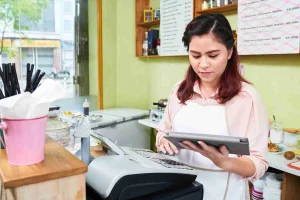TRAINING RETAIL FINANCE & ACCOUNTING FOR STORE AND OPERATIONS MANAGERS