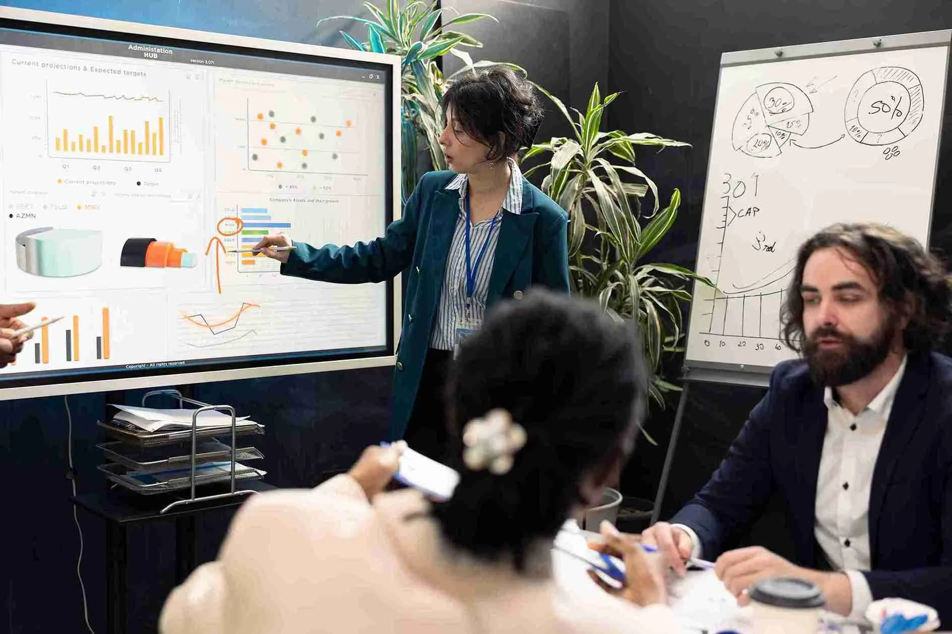 TRAINING RETAIL BUSINESS PRESENTATION WITH POWERPOINT